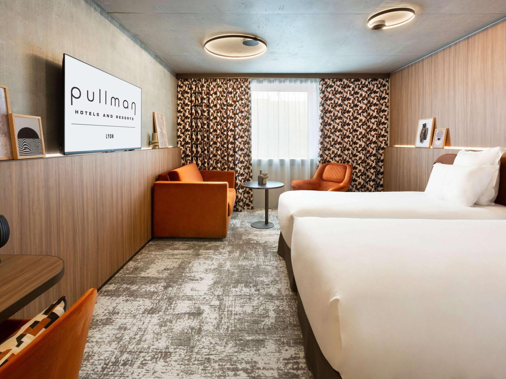 Pullman Lyon Hotel Exterior photo